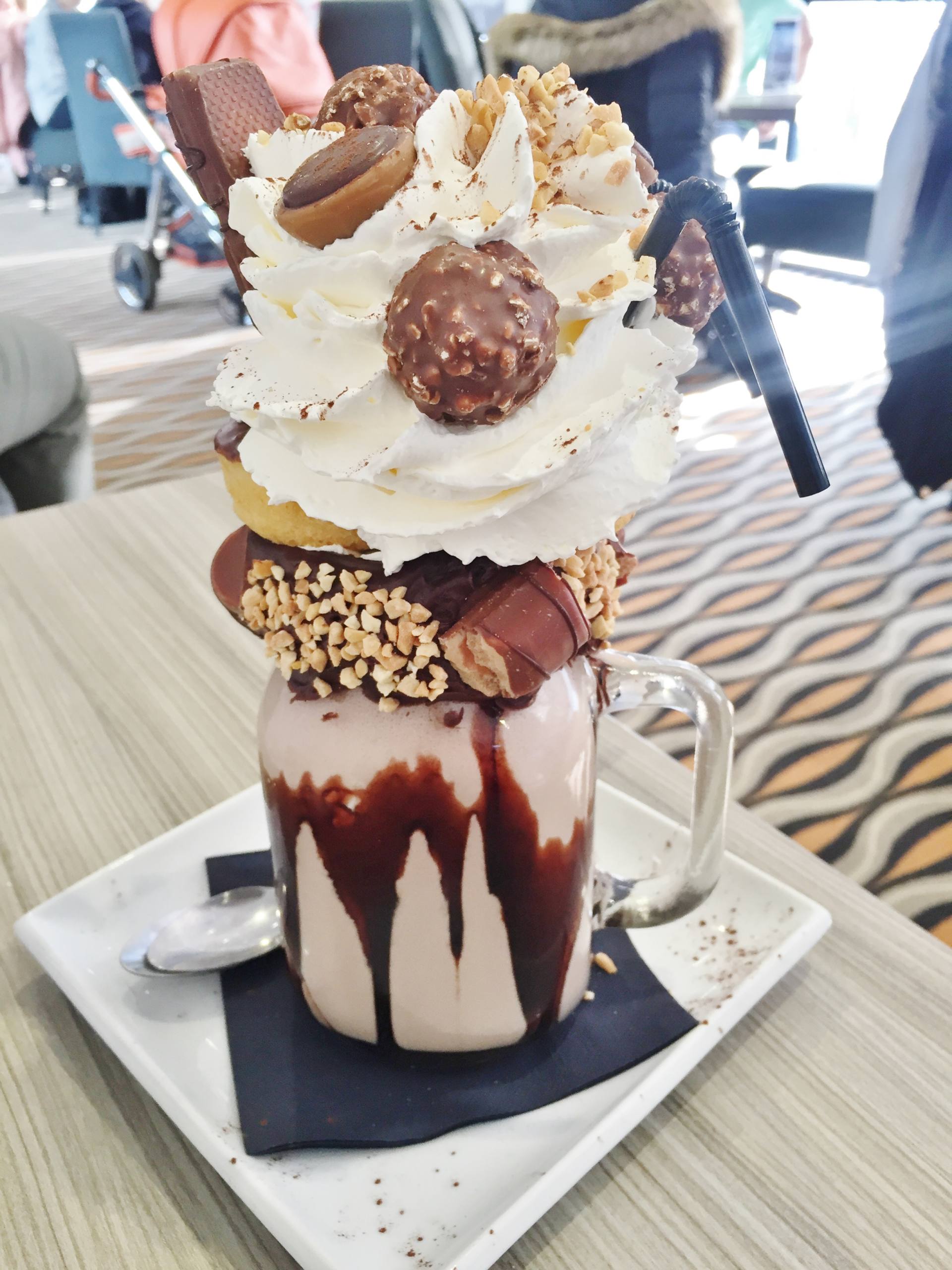 emma-victoria-stokes-the-view-cafe-bar-winthorpe-skegness-hazelnut
