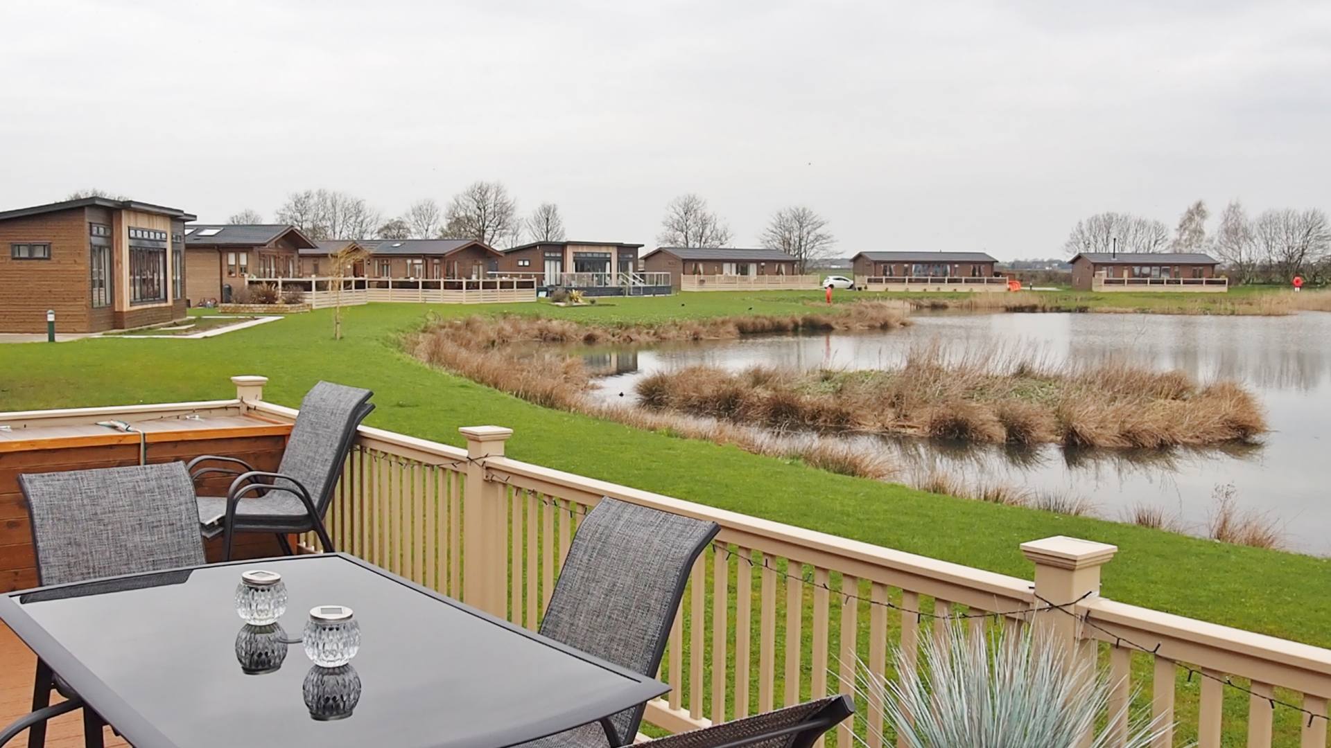 Emma-Victoria-Stokes-Woodward-Lakes-And-Lodges-Doncaster-Area | Emma