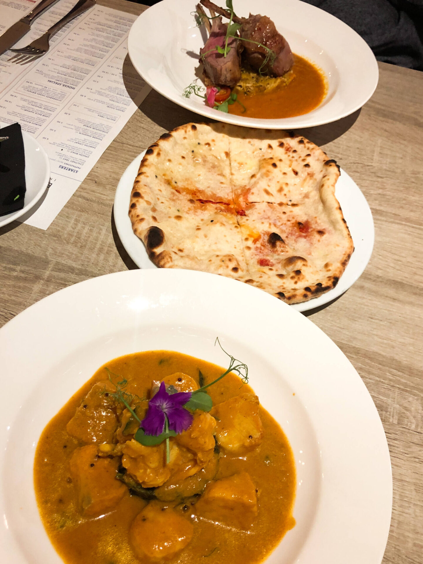 Entouraj - Droitwich Indian Restaurant Keema Naan
